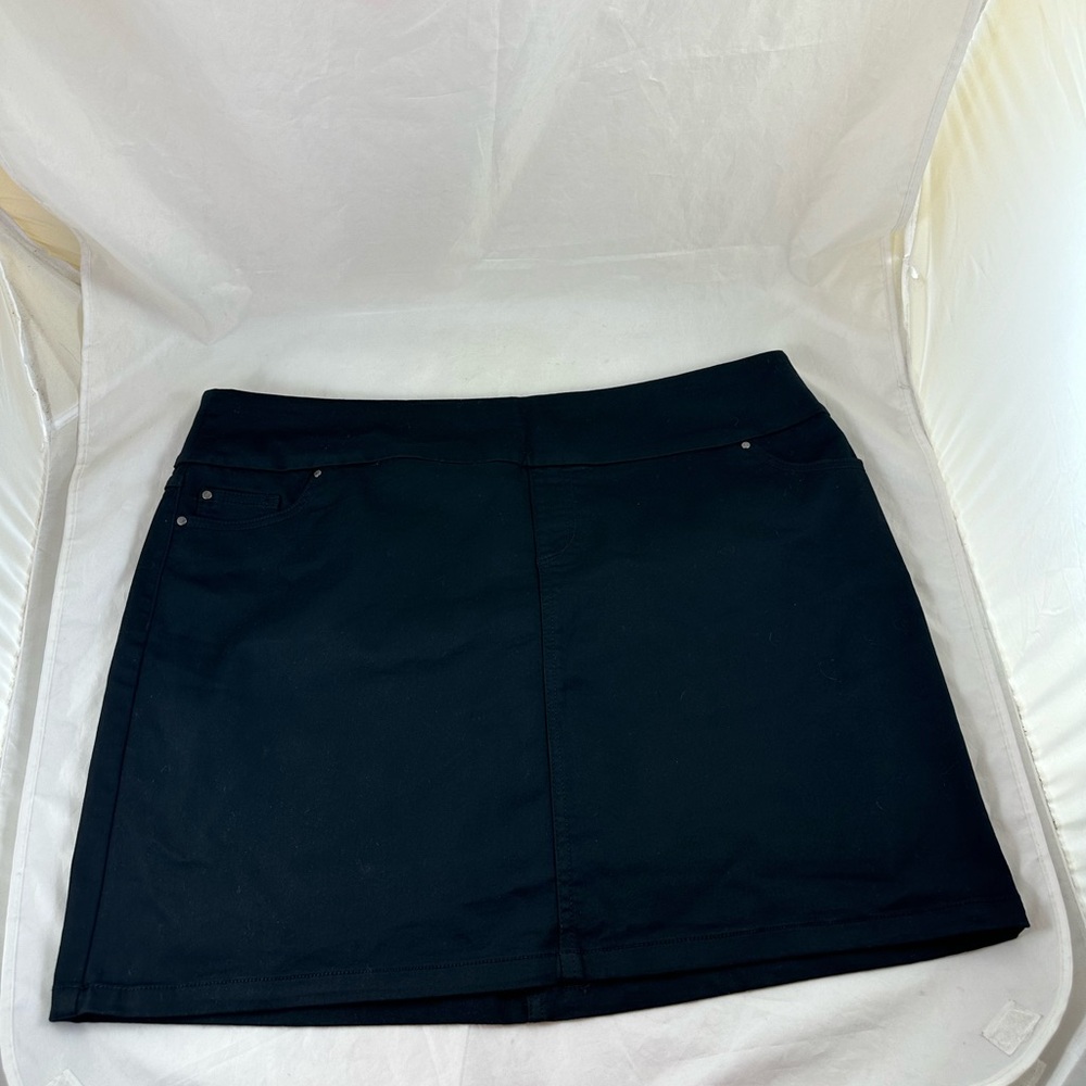 S.C. & Co. XXL Skorts Black NWT.